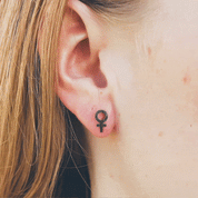 Judith Små Svartoxiderade Örhängen