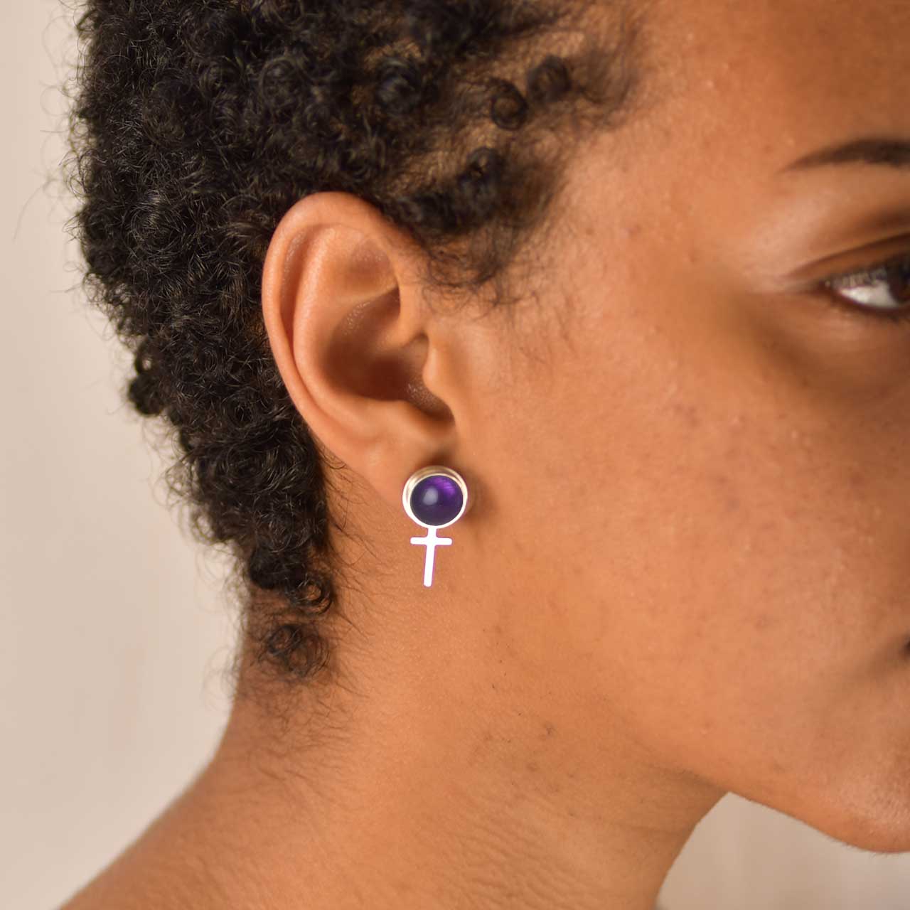 Ametist Betty Studs - Feministsmeden