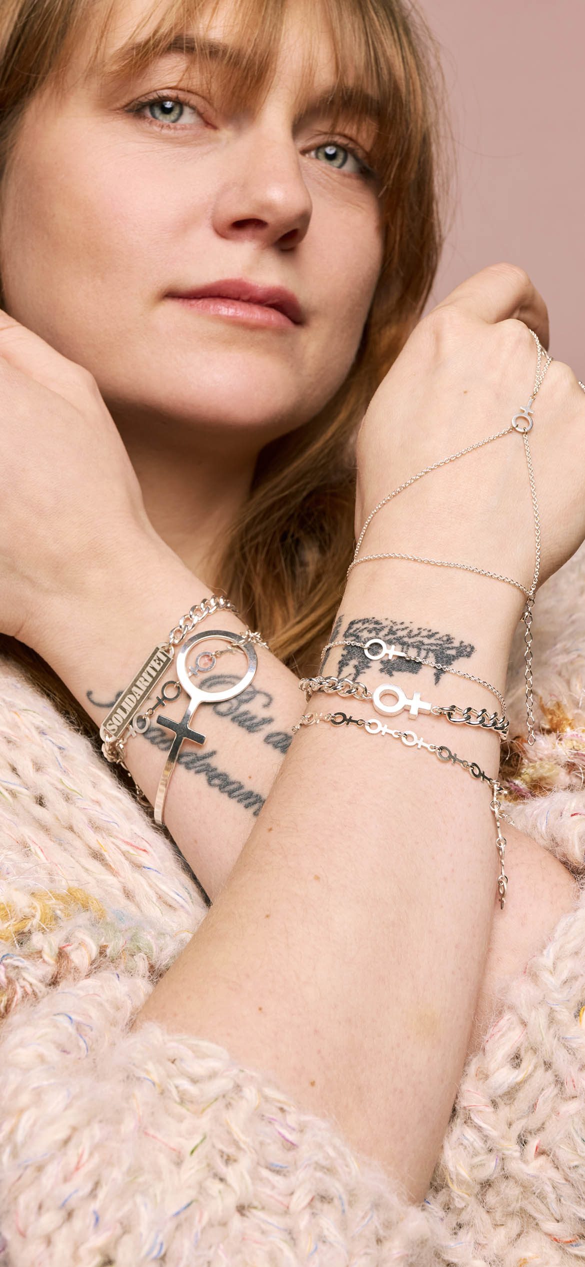 armband-frida-silver-moa-feministsmeden.jpg