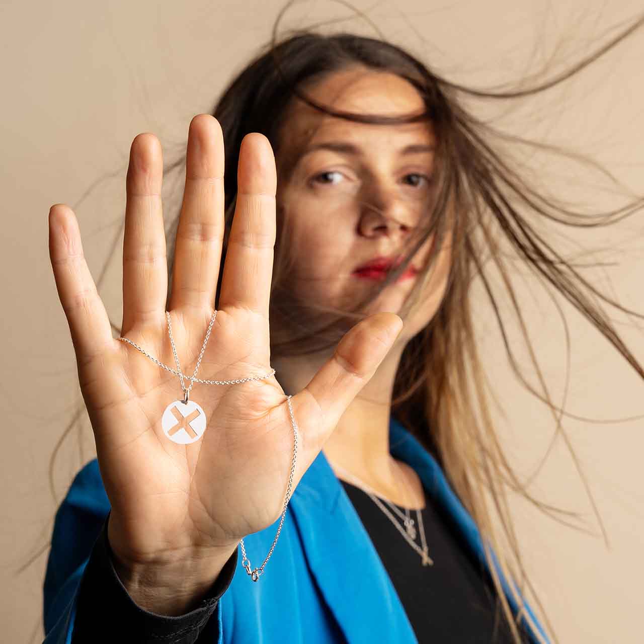 ChildX Hänge XO - Feministsmeden