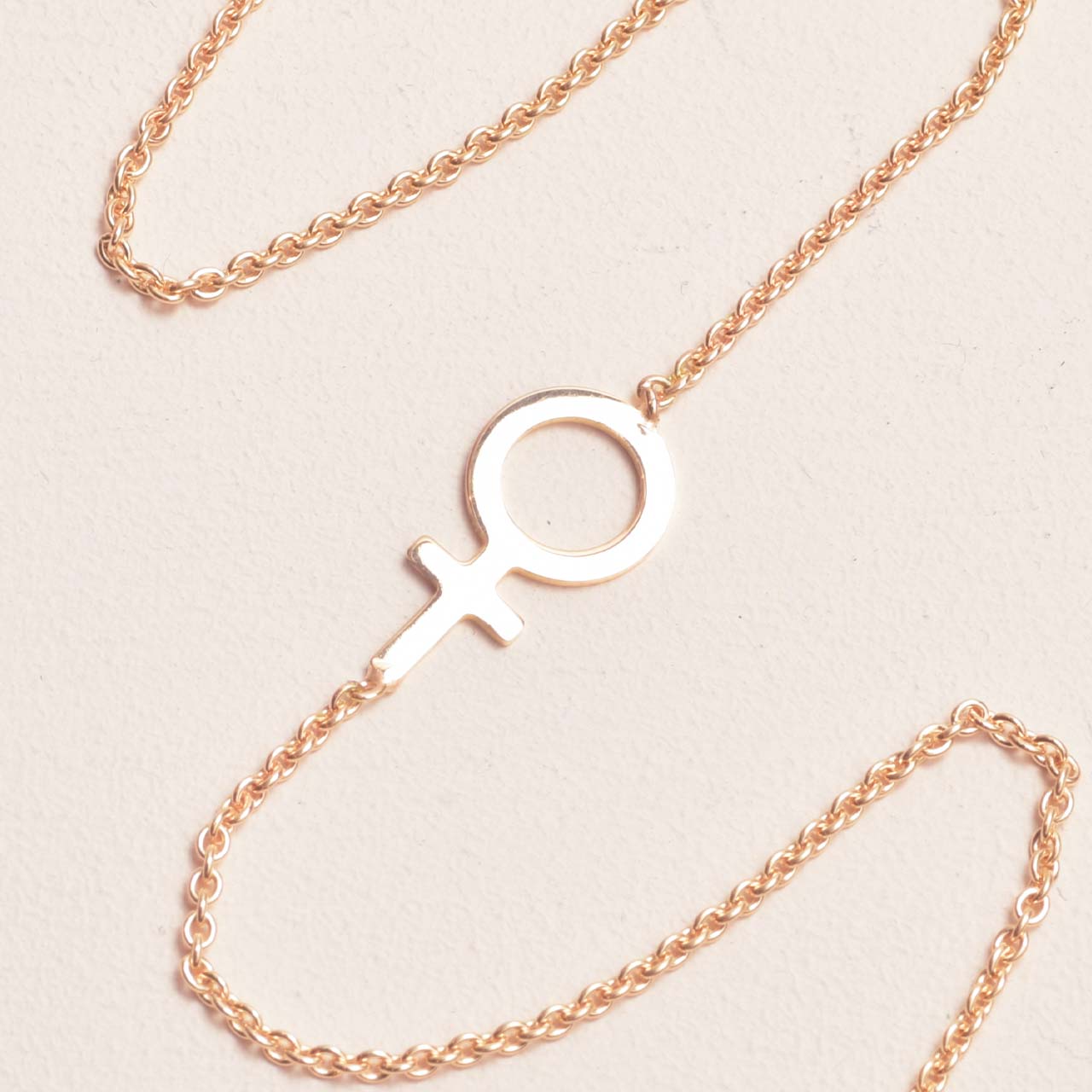 Edith Feministarmband 18k guld - Feministsmeden