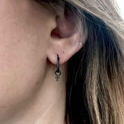 En styck Hoop Mini 14mm - Feministsmeden