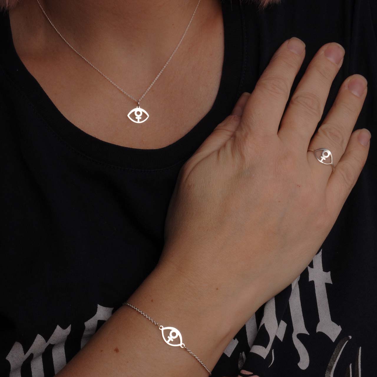 Feministöga Armband - Feministsmeden