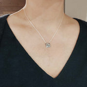 Håll käften hängsmycke - Feministsmeden