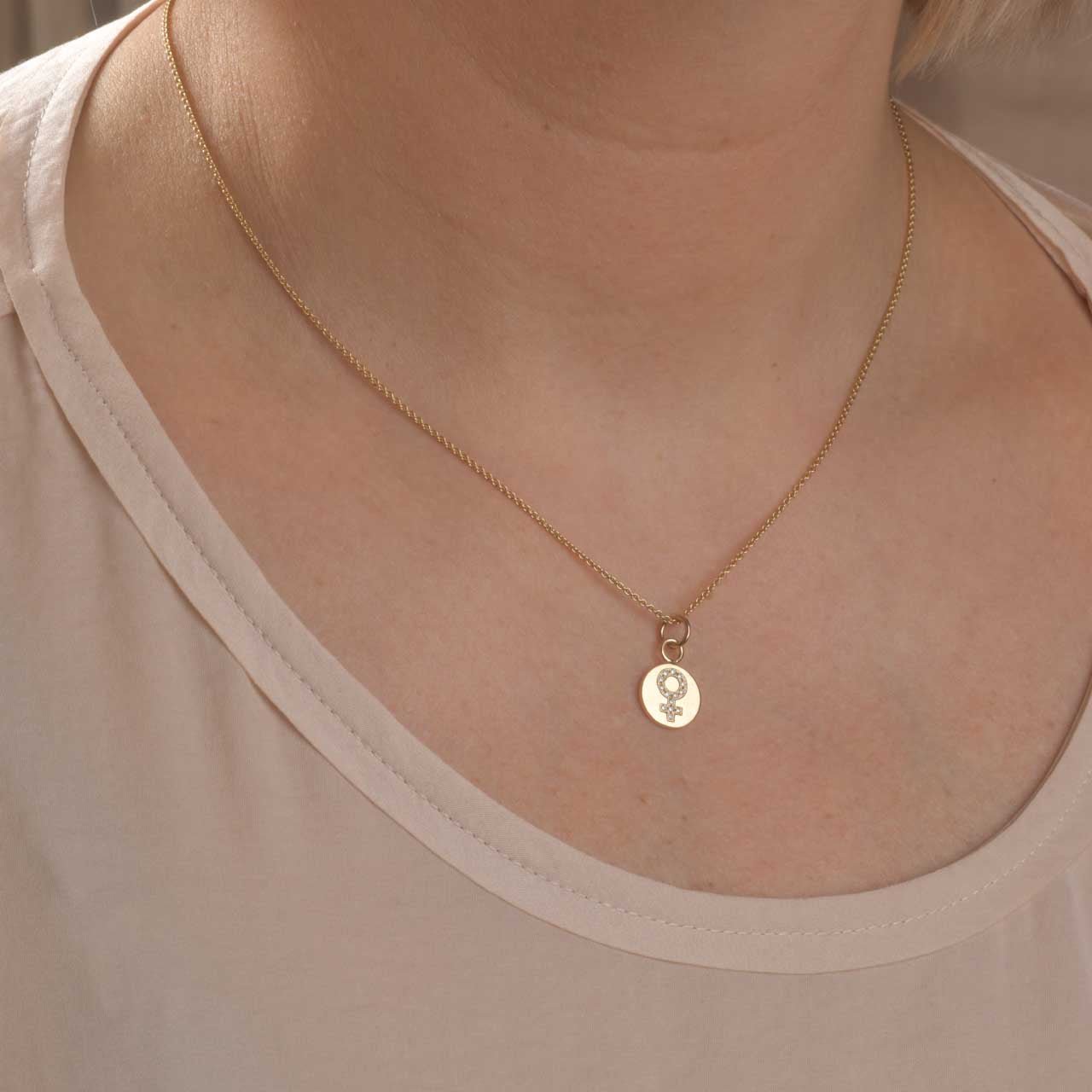 Hubertine 18k Hänge med Diamanter - Feministsmeden