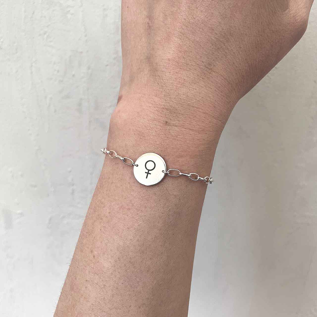 Judi Graverat Feministarmband - Feministsmeden