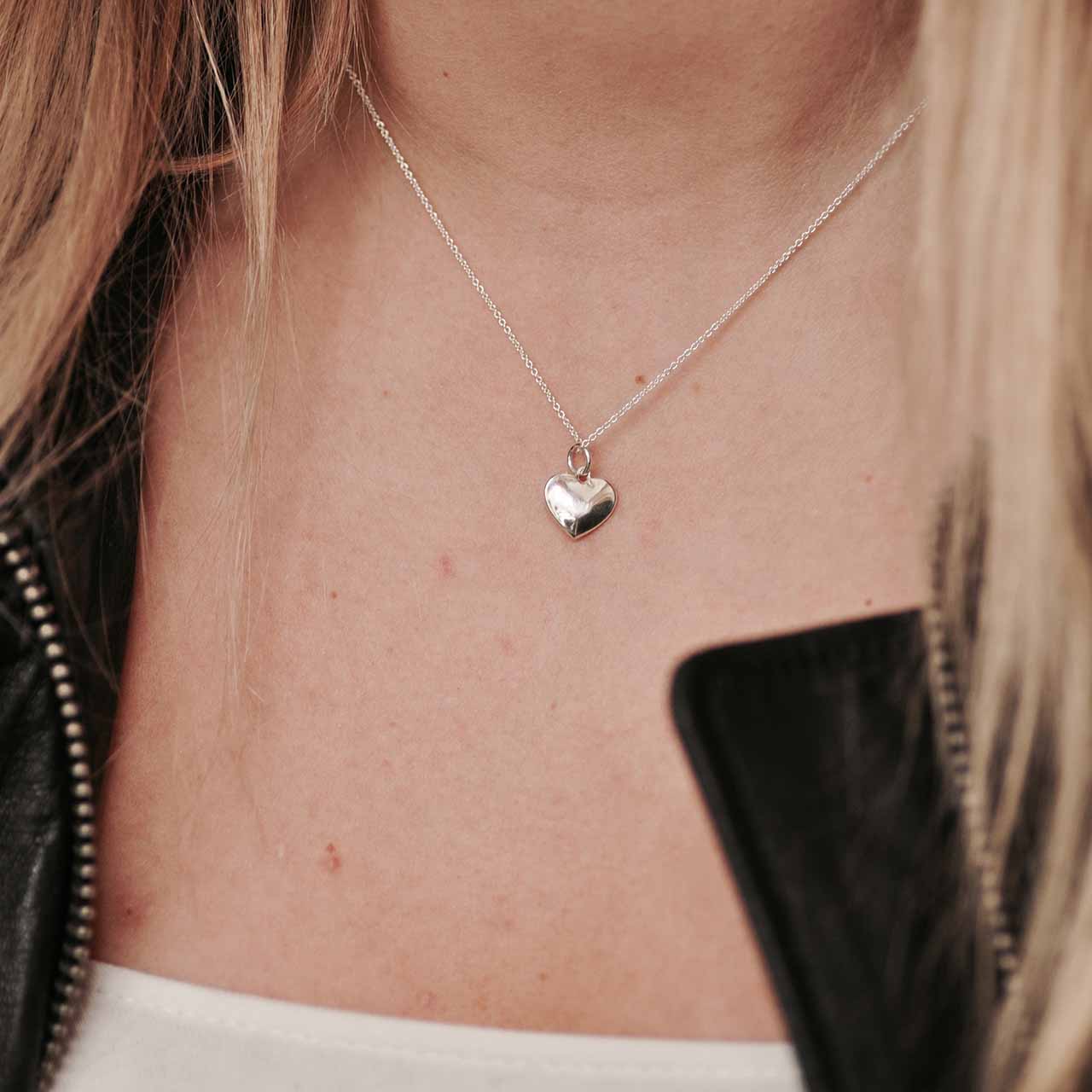 Kärleksfeminist - Feministsmeden