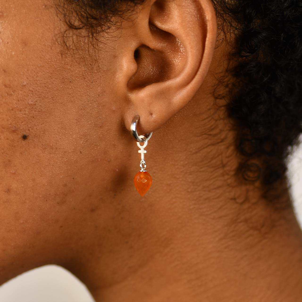 Karneol Hoop Örhängen - Feministsmeden
