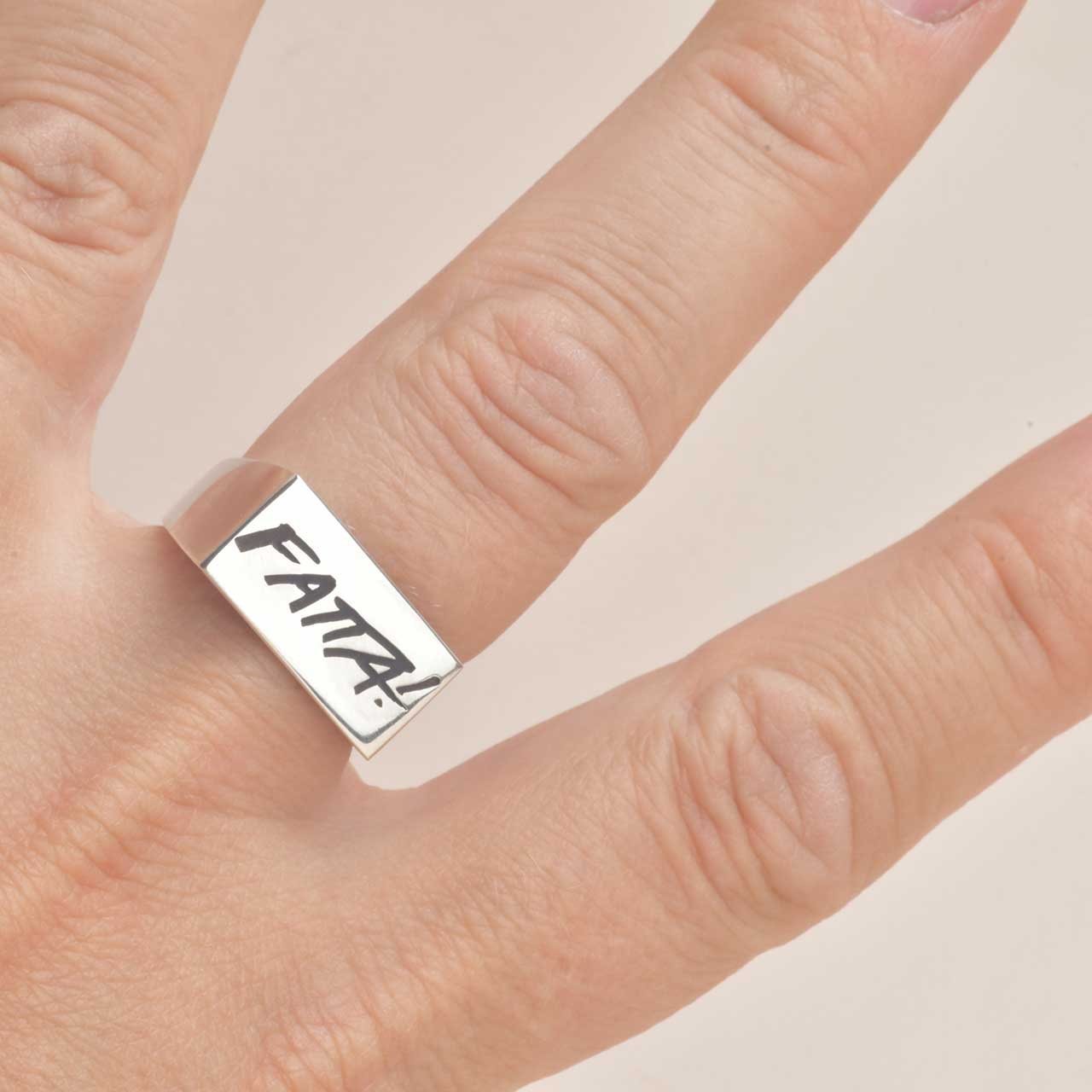 Klackring FATTA - Feministsmeden