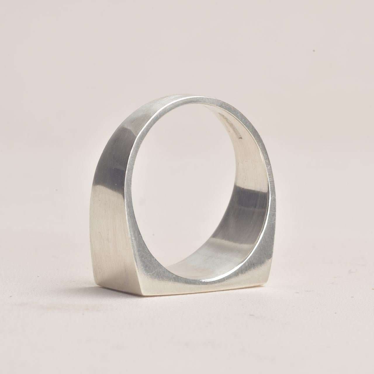 Klackring FATTA - Feministsmeden