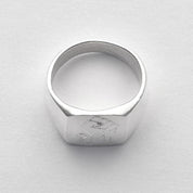 Klackring Näve - Feministsmeden