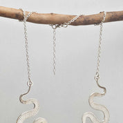 LIVETS VÄKTARE HALSBAND - Feministsmeden