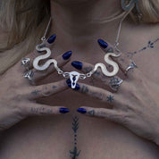 LIVETS VÄKTARE HALSBAND - Feministsmeden