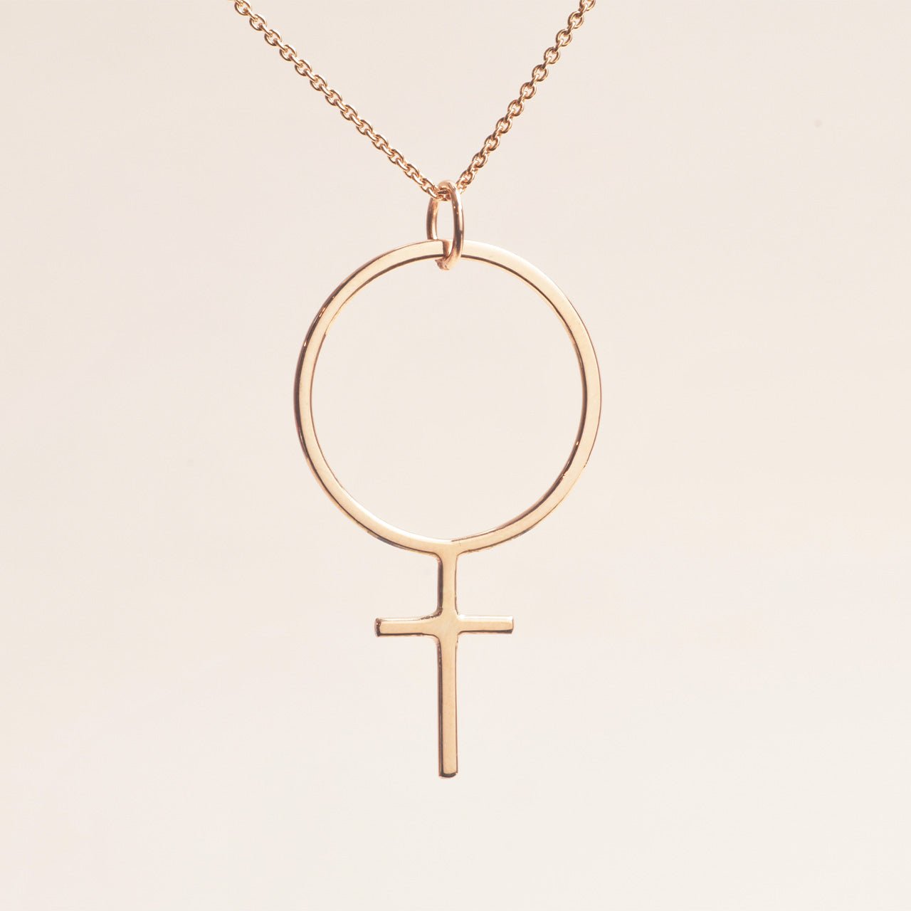 Lucía Feministhänge 18k guld - Feministsmeden