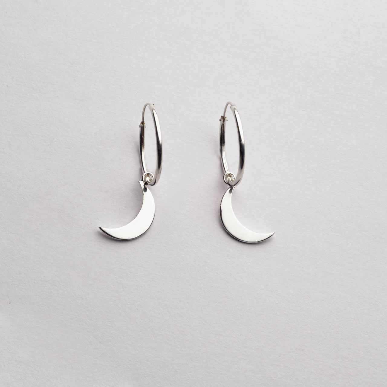 Luna Stor Hoop Örhängen - Feministsmeden