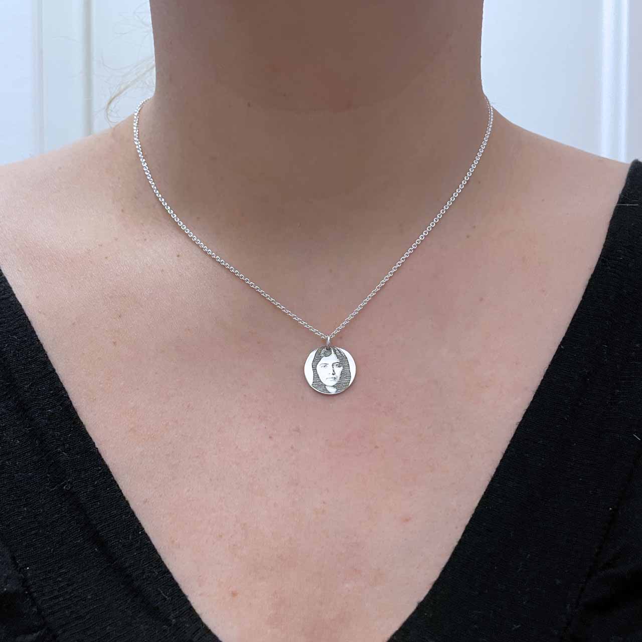 Malala Förebild Hängsmycke - Feministsmeden