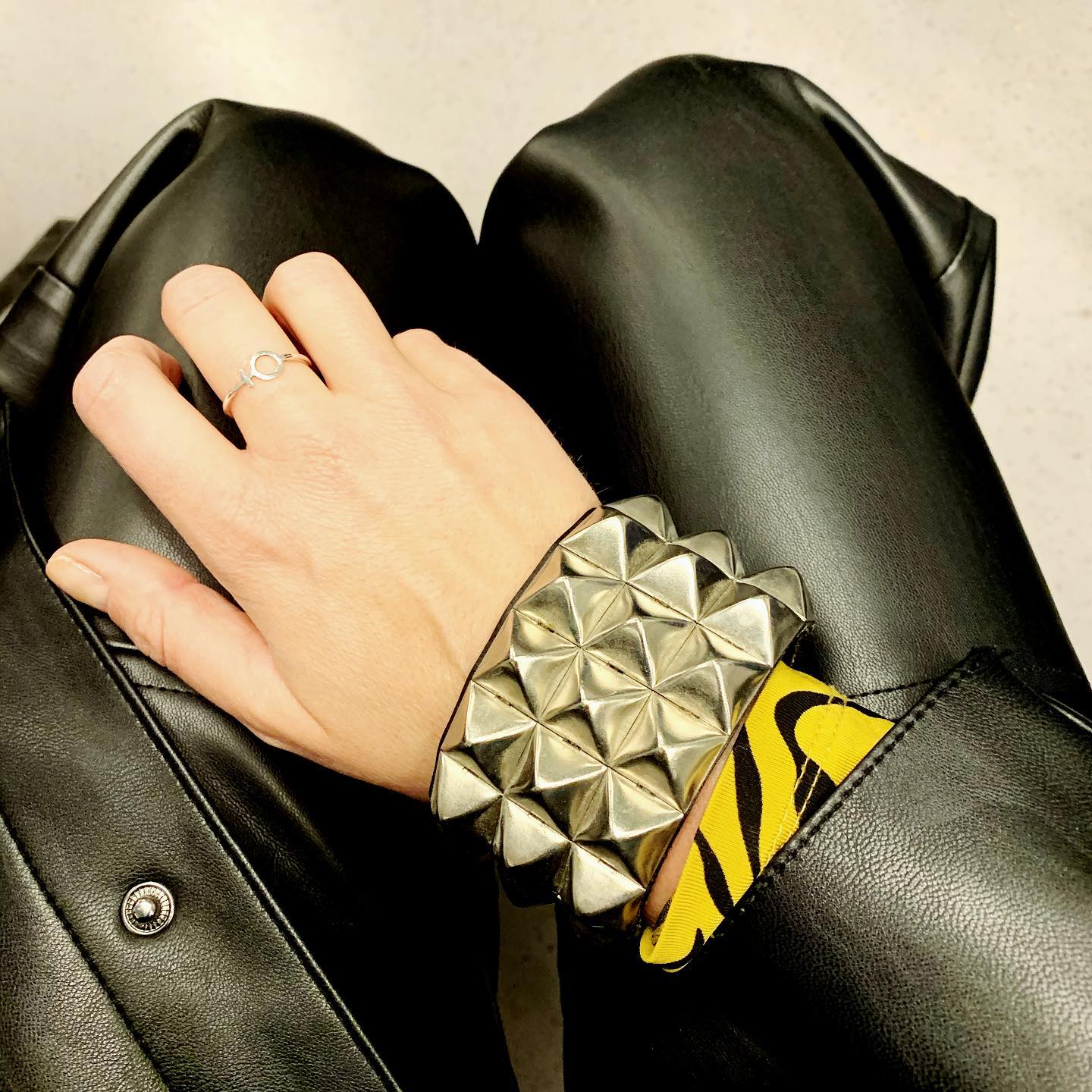 Marie Ring Blank - Feministsmeden