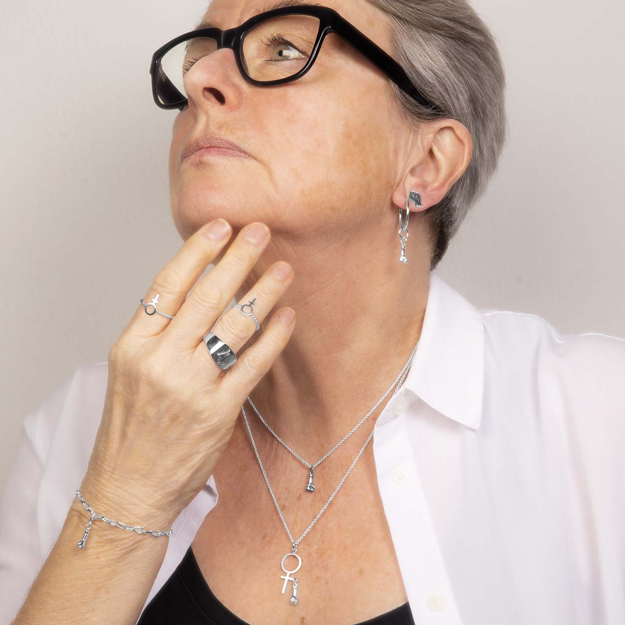 Matriarkat Hänge - Feministsmeden