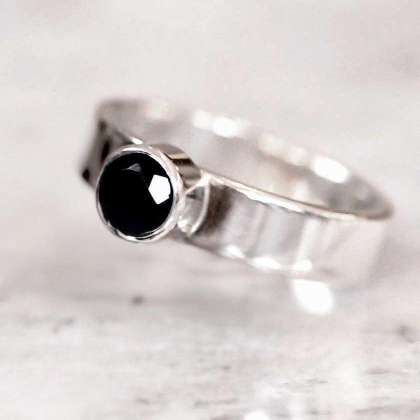 NOIR SILVERRING - Feministsmeden