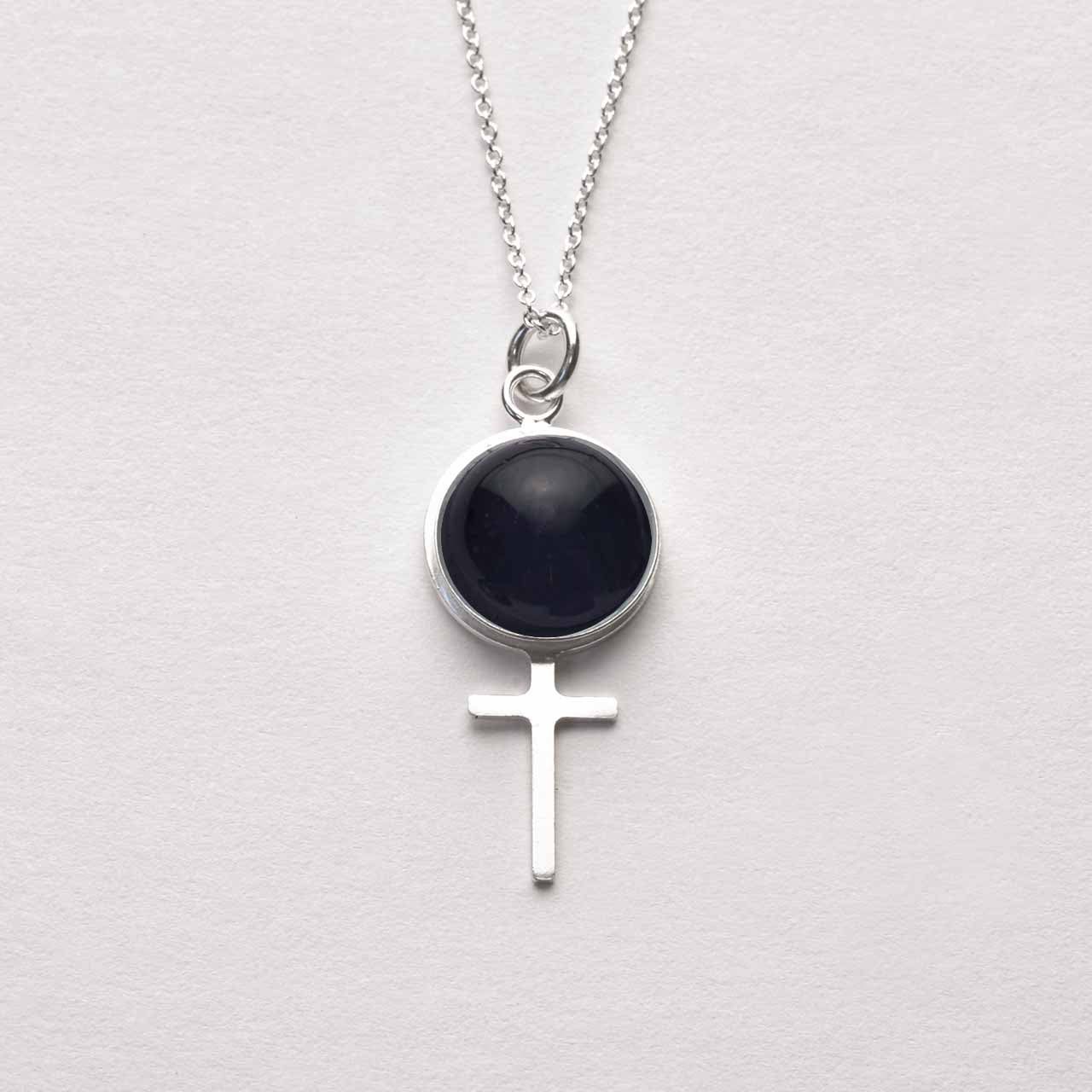 Onyx Stort Feministsmycke - Feministsmeden
