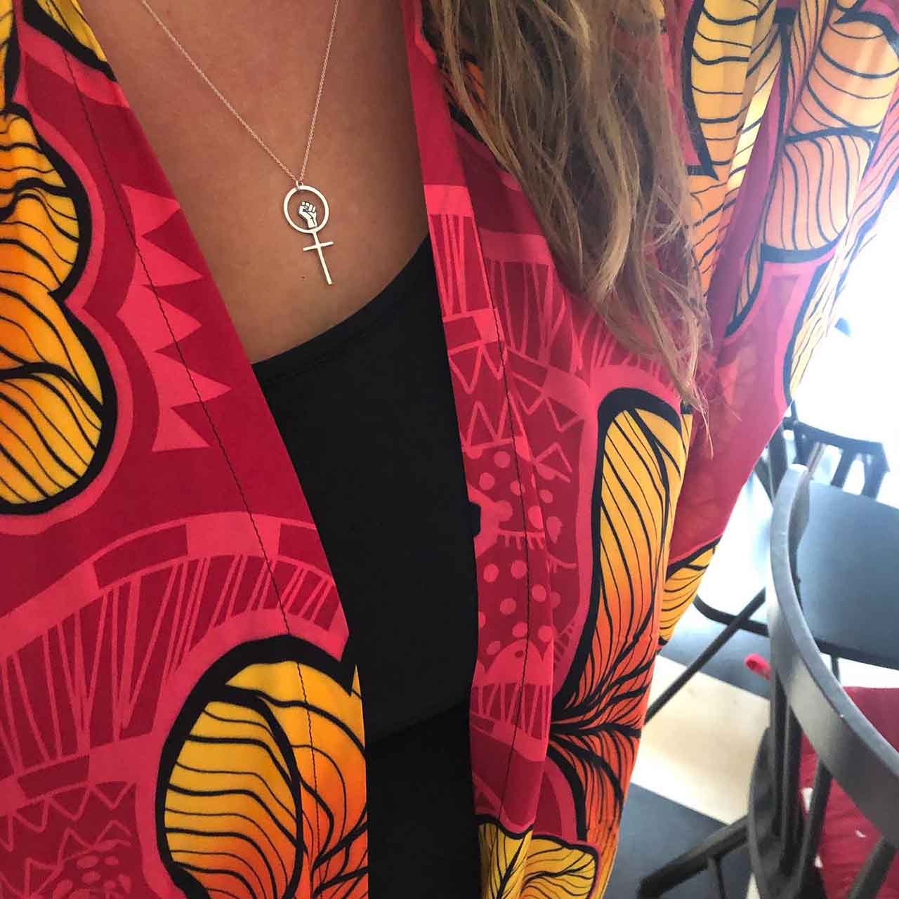 Robin Feministhänge - Feministsmeden