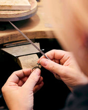 Skapa ditt kraftsmycke i ceremoni – workshop 20 november Kurs - Feministsmeden