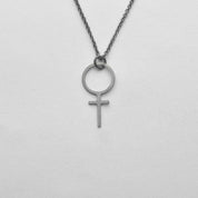 Sophie Svartoxiderat hänge - Feministsmeden