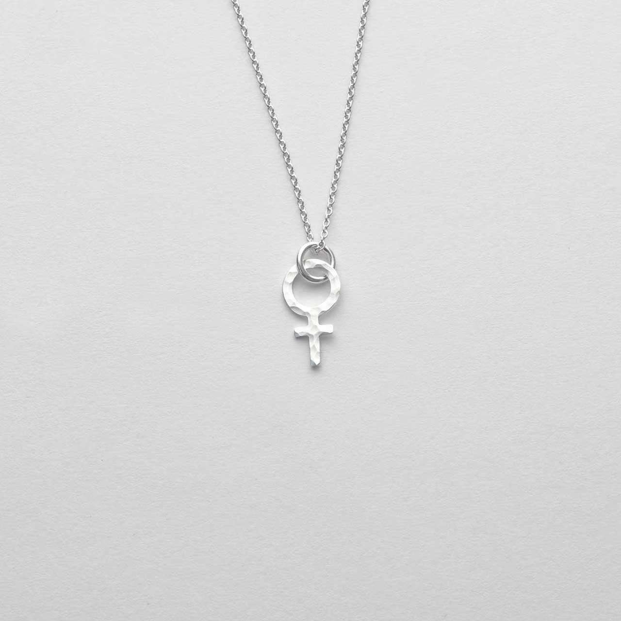 Virginia Feministhänge hamrat - Feministsmeden